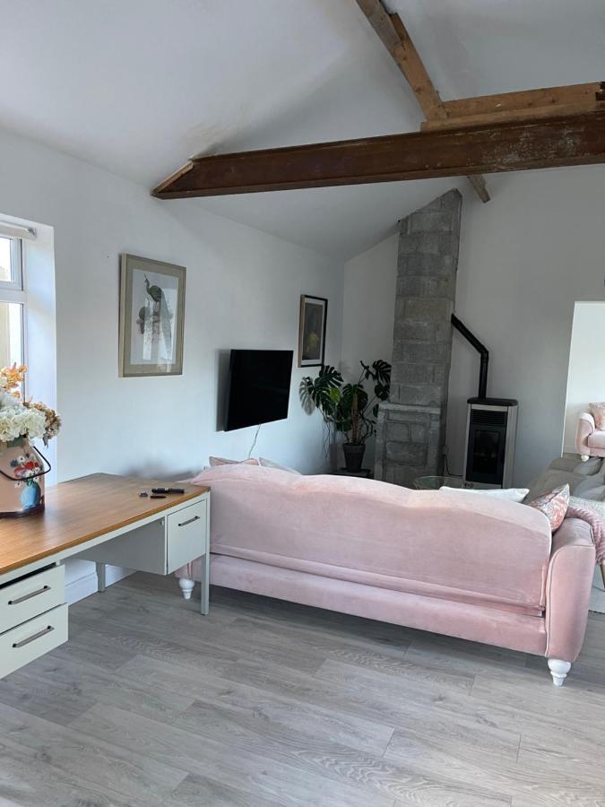 Cosy Apartment With Fire Stove Athlone Exterior foto